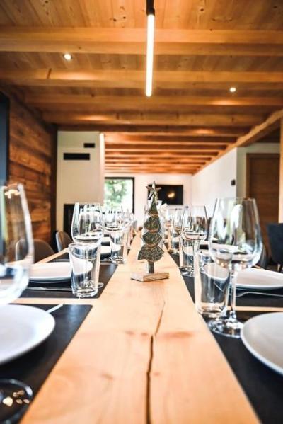 Rent in ski resort 6 room apartment 12 people - Chalet Bonatti - Châtel