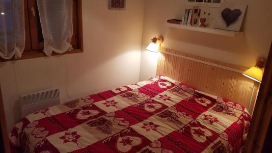 Rent in ski resort 2 room apartment sleeping corner 5 people (11D) - Chalet du Perthuis - Châtel - Bedroom