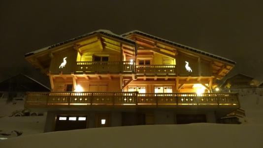 Urlaub in den Bergen Triplex-Chalet 7 zimmer 15 Personnen (Logement 15 personnes) - Chalet Etagne - Châtel - Draußen im Winter