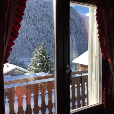 Ski verhuur Appartement 3 kamers 6 personen (2) - Chalet FLEURS DES CHAMPS - Châtel - Balkon