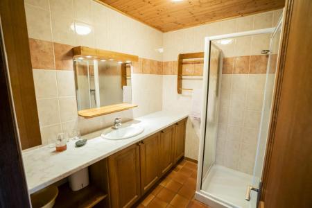 Soggiorno sugli sci Appartamento 3 stanze con cabina per 5 persone - Chalet l'Atelier de Théo - Châtel - Bagno con doccia