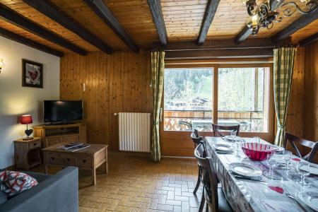 Rent in ski resort Chalet l'Etrye - Châtel - Apartment