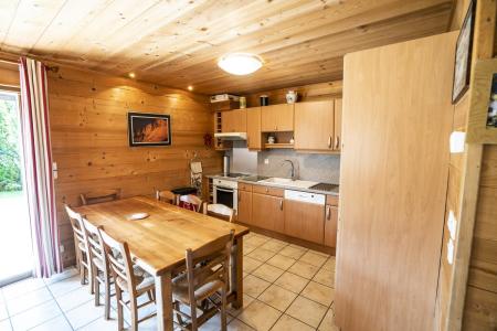 Rent in ski resort 4 room apartment sleeping corner 9 people (3) - Chalet l'Igloo - Châtel - Living room