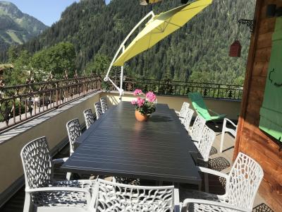 Аренда на лыжном курорте Шале триплекс 7 комнат 16 чел. - Chalet la Calèche - Châtel - Терраса