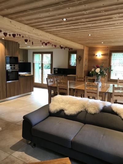 Skiverleih Triplex-Chalet 7 zimmer 16 Personnen - Chalet la Calèche - Châtel - Wohnzimmer