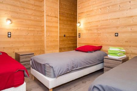 Rent in ski resort 6 room duplex chalet 14 people - Chalet Le Bois Brulé - Châtel