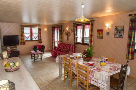 Rent in ski resort 3 room apartment 6 people - Chalet le Marmouset - Châtel - Living room