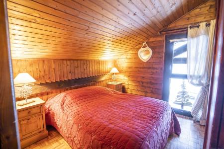 Rent in ski resort 3 room apartment 7 people (1) - Chalet le Vieux Four - Châtel - Bedroom under mansard