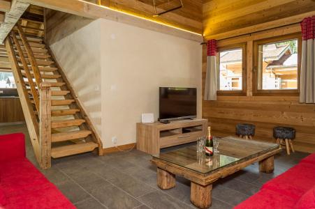 Rent in ski resort 8 room apartment 14 people - Chalet les Bucherons - Châtel - Living room