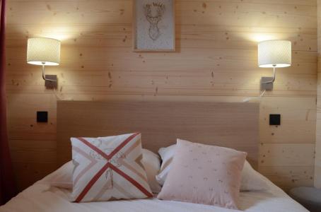 Rent in ski resort 4 room duplex apartment 6 people - Chalet LES GRENIERS (CHEZ DENIS) - Châtel - Bedroom