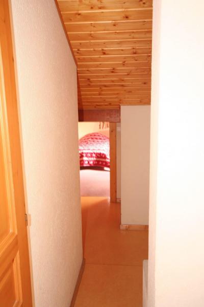 Wynajem na narty Apartament duplex 5 pokojowy 10 osób (5) - Résidence Echo des Montagnes - Châtel - Korytarz