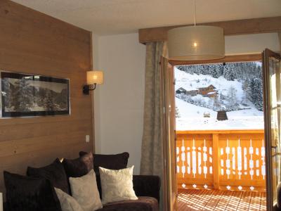 Ski verhuur Résidence le Grand Ermitage - Châtel - Schuifdeur naar het balkon
