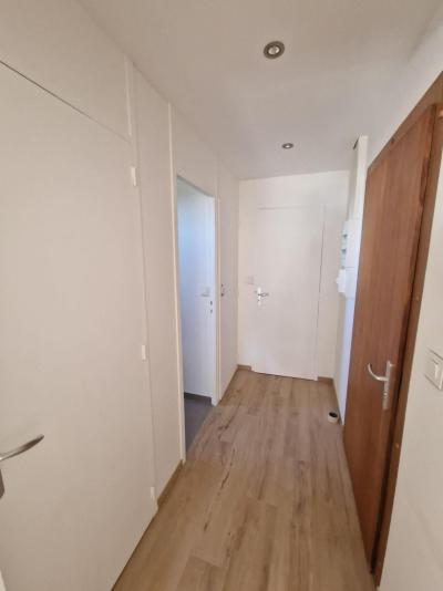 Rent in ski resort 2 room apartment 5 people (1) - Résidence le Solarium - Châtel - Hall