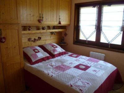 Rent in ski resort 2 room apartment sleeping corner 5 people (004) - Résidence les Sorbiers - Châtel - Bedroom