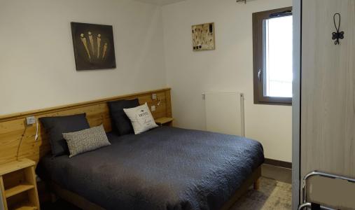 Rent in ski resort 3 room duplex apartment 7 people (1) - Résidence O ROUGE - Châtel - Bedroom