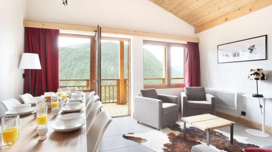 Rent in ski resort Résidence Prestige les Fermes de Châtel - Châtel - Living room