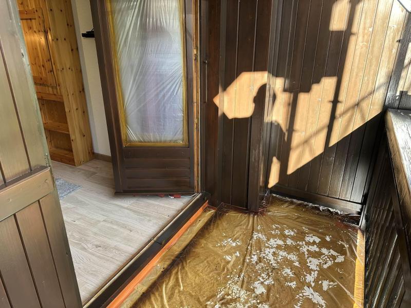 Rent in ski resort Studio sleeping corner 4 people (922) - Résidence l'Ecrin des Glaciers - Daim - Combloux - Balcony