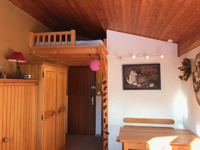 Ski verhuur Studio mezzanine 4 personen (902) - Résidence les Cristaux du Bas - Combloux - Appartementen