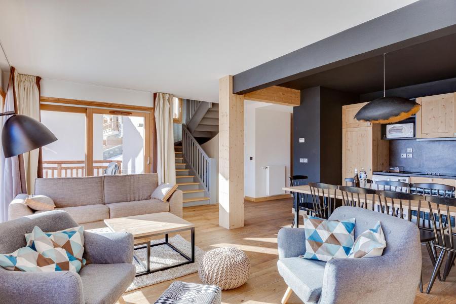 Skiverleih Doppelchalethälfte 5 Zimmer für 10 Personen (triplex) - Résidence les Fermes du Mont Blanc - Combloux - Wohnzimmer