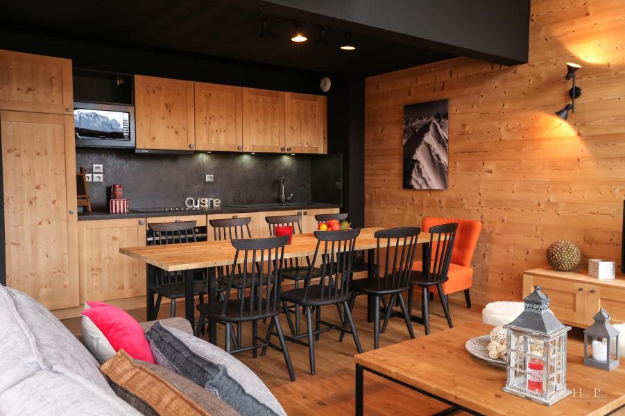 Rent in ski resort Résidence les Fermes du Mont Blanc - Combloux - Open-plan kitchen