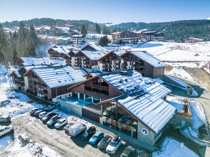 Urlaub in den Bergen Résidence Terresens Les Roches Blanches - Combloux - Draußen im Winter