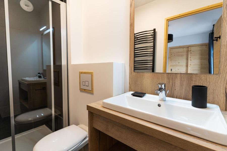 Location au ski Appartement 4 pièces cabine 10 personnes (Premium) - Résidence Terresens Les Roches Blanches - Combloux - Salle de douche