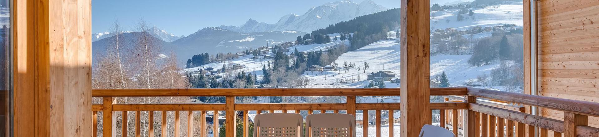 Alquiler al esquí Chalet semi-separado 5 piezas para 10 personas (triplex) - Résidence les Fermes du Mont Blanc - Combloux - Balcón