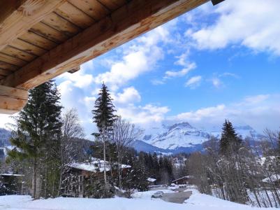 Vacanze in montagna Les Chalets des Pistes - Combloux - Esteriore inverno
