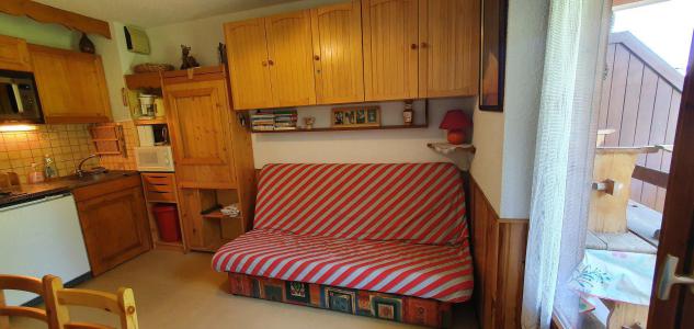 Rent in ski resort Studio sleeping corner 4 people (907) - Résidence l'Ecrin des Glaciers - Daim - Combloux - Living room
