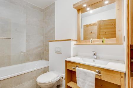 Rent in ski resort Semi-detached 5 room chalet 10 people (triplex) - Résidence les Fermes du Mont Blanc - Combloux - Bathroom