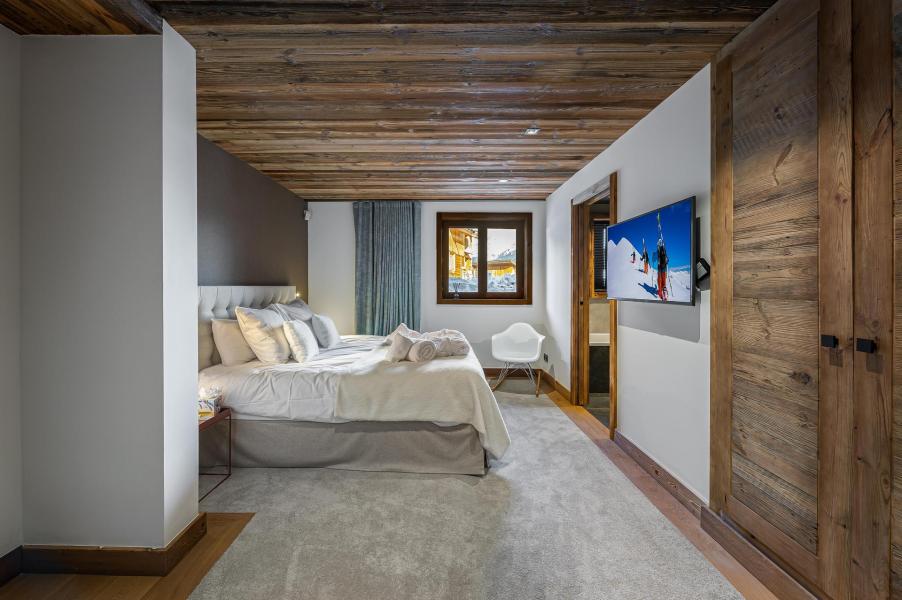 Rent in ski resort 7 room chalet 14 people - Chalet Carcentina - Courchevel - Bedroom