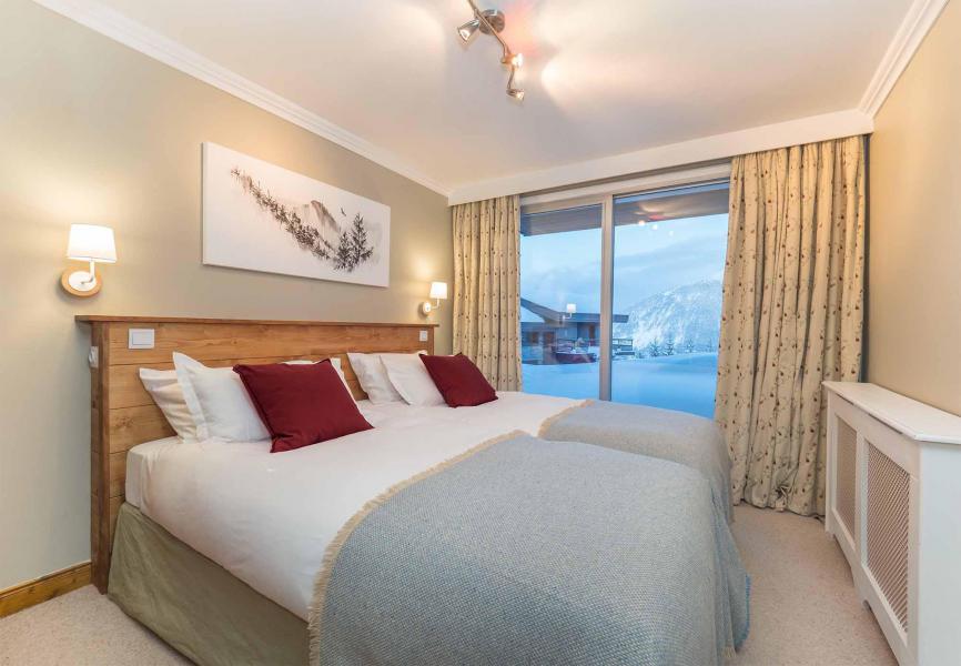 Rent in ski resort Chalet Dharkoum Kalo - Courchevel - Bedroom