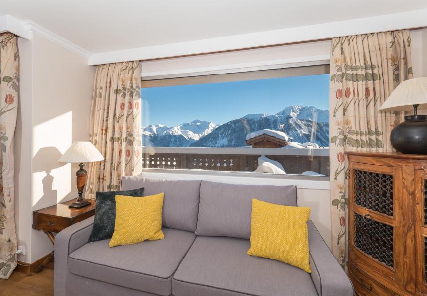 Rent in ski resort Chalet Dharkoum Lama - Courchevel - Settee