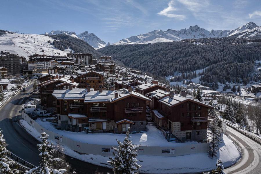 Urlaub in den Bergen Doppelchalethälfte 5 Zimmer für 8 Personen - Chalet Grande Casse - Courchevel - Draußen im Winter