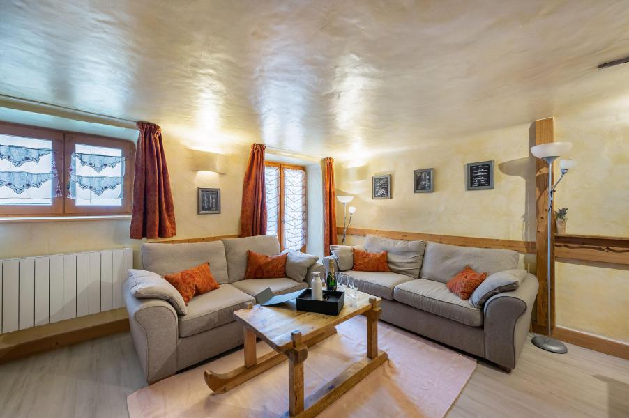 Rent in ski resort 4 room chalet 6 people - Chalet Maurilisa - Courchevel - Apartment