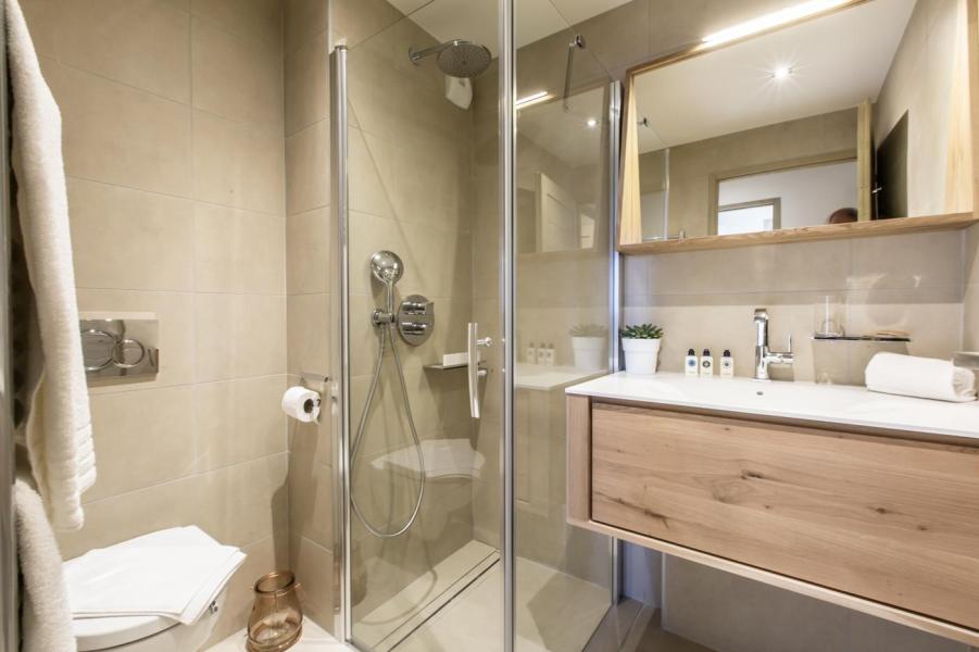 Soggiorno sugli sci Appartamento 4 stanze con cabina per 6-8 persone (C04) - Keystone Lodge - Courchevel - Bagno con doccia