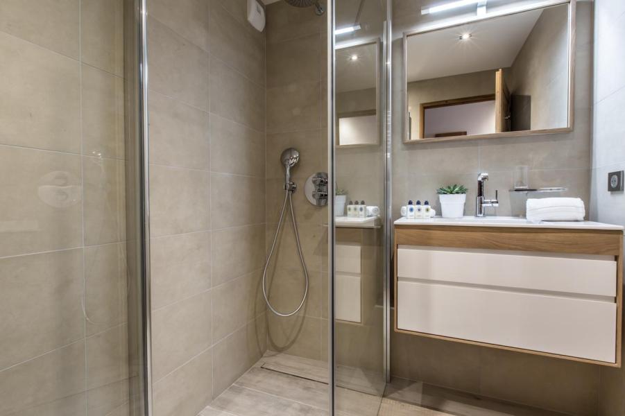 Soggiorno sugli sci Appartamento 7 stanze per 12 persone (C09) - Keystone Lodge - Courchevel - Bagno con doccia