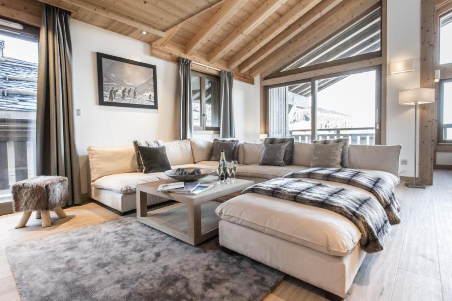 Rent in ski resort 4 room duplex apartment cabin 8 people (A32) - La Résidence Aspen Lodge - Courchevel - Living room