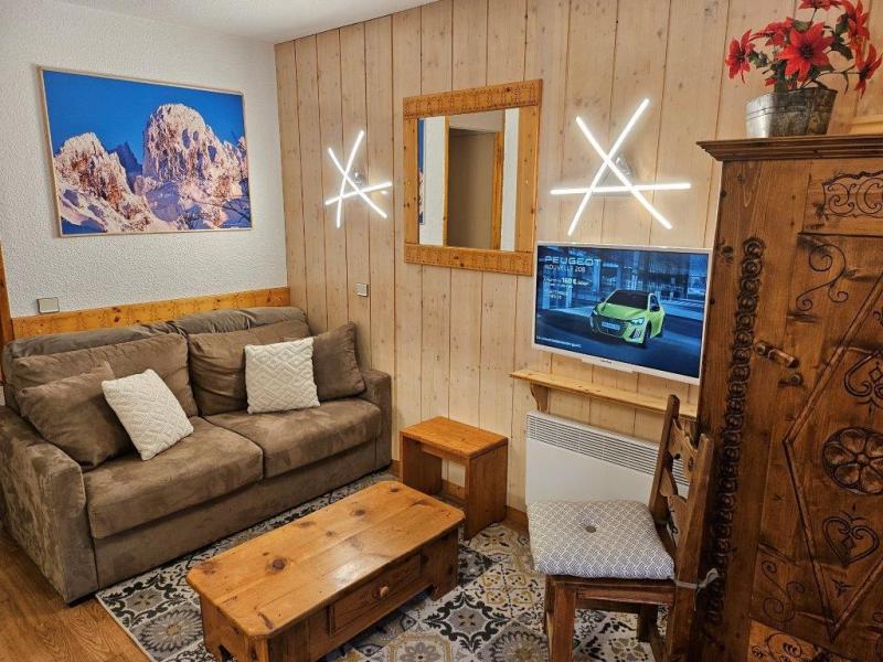 Rent in ski resort 2 room apartment sleeping corner 6 people (103) - La Résidence les Brigues - Courchevel - Living room