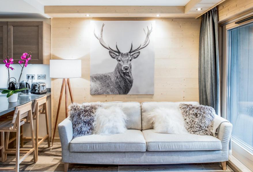 Rent in ski resort 2 room apartment cabin 2-4 people (D08) - Mammoth Lodge - Courchevel - Living room