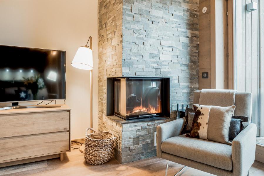 Rent in ski resort 5 room duplex apartment 8 people (D07) - Mammoth Lodge - Courchevel - Fireplace