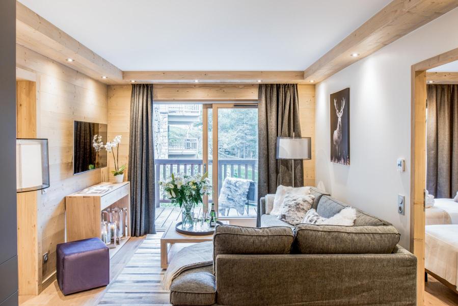 Ski verhuur Appartement 3 kabine kamers 4-6 personen (D09) - Mammoth Lodge - Courchevel - Woonkamer