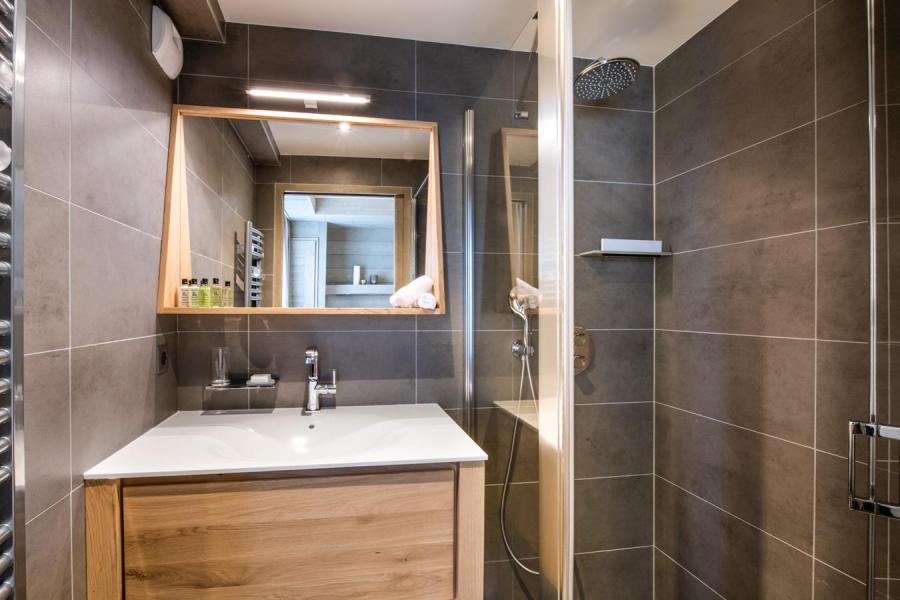 Location au ski Appartement triplex 8 pièces 14-16 personnes (D15) - Mammoth Lodge - Courchevel - Salle de douche