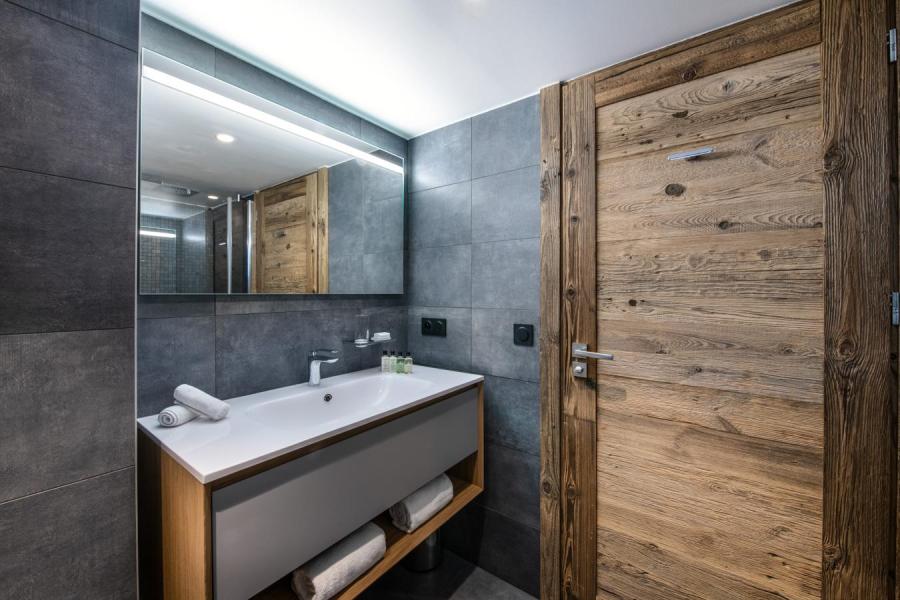 Location au ski Appartement 5 pièces cabine 8-10 personnes (Kailash) - Manali Lodge - Courchevel - Salle de douche