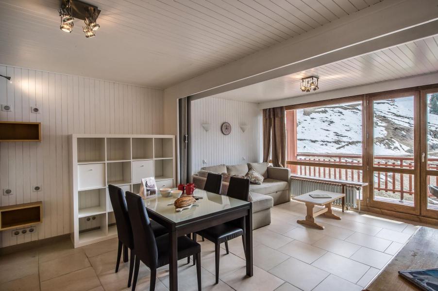 Rent in ski resort Studio 5 people (RE010W) - Résidence 1650 - Courchevel - Living room