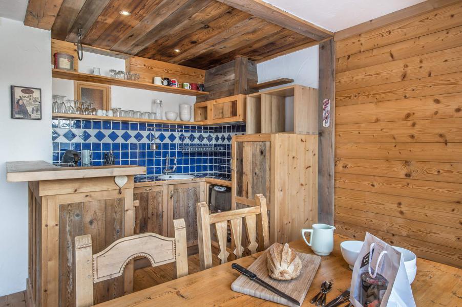 Ski verhuur Studio bergnis 5 personen (RE005D) - Résidence 1650 - Courchevel - Woonkamer