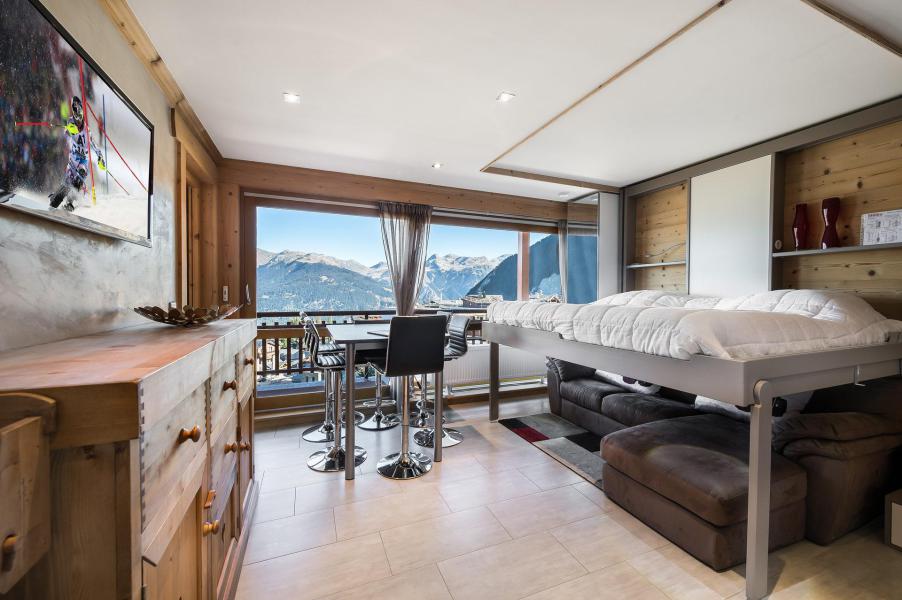 Rent in ski resort Studio cabin 6 people (RE009A) - Résidence 1650 - Courchevel - Living room