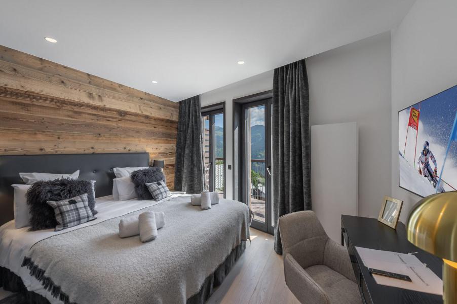 Rent in ski resort 5 room apartment 10 people (CHALET YERPA 2) - Résidence Alpamayor - Courchevel - Bedroom