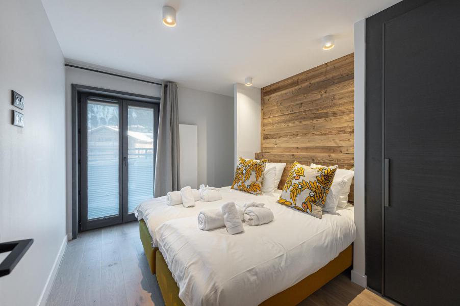 Rent in ski resort 6 room apartment 12 people (CHALET ALTAR) - Résidence Alpamayor - Courchevel - Bedroom