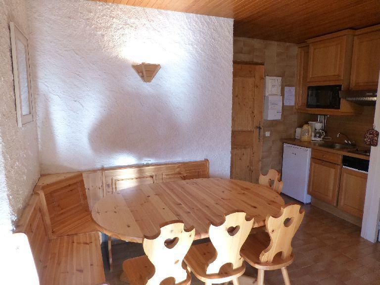 Ski verhuur Appartement 3 kamers 5 personen (14) - Résidence Bouquetins - Courchevel - Woonkamer